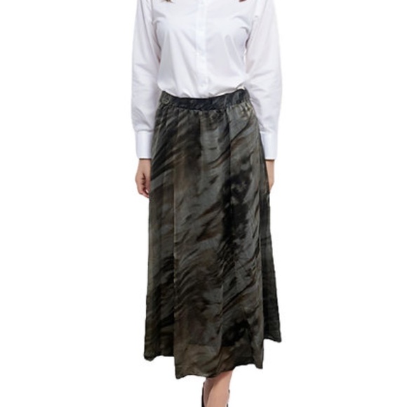 DEVORAH'S SECRET Modest Maxi Skirt Camo Brown & Silver - Picture 3 of 3